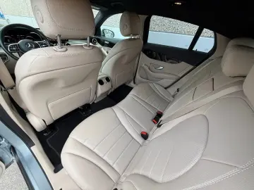 MERCEDES-BENZ GLC 300 DE 4MATIC Coupé PHEV Leder LED Kamera