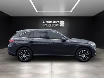 MERCEDES-BENZ GLC 220 d Panorama Memory Kamera Leder…