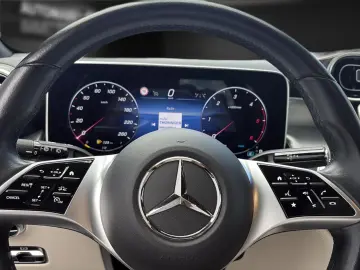 MERCEDES-BENZ GLC 220 d Panorama Memory Kamera Leder…