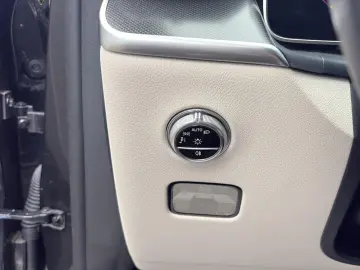 MERCEDES-BENZ GLC 220 d Panorama Memory Kamera Leder…