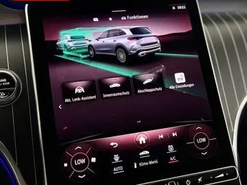 MERCEDES-BENZ GLC 300 d 4M AMG PREMIUM NIGHT AIRMATI…