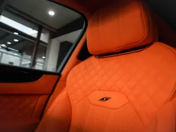 BENTLEY Bentayga S Hybrid  BELUGA-INT 22 LM 1.HAND PANO