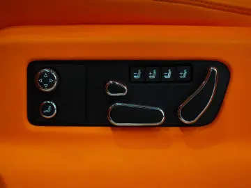 BENTLEY Bentayga S Hybrid  BELUGA-INT 22 LM 1.HAND PANO