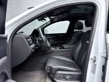 BENTLEY Bentayga V8 EWB BLACKLINE PANO NAIM 22  FULL PPF