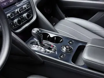 BENTLEY Bentayga V8 EWB BLACKLINE PANO NAIM 22  FULL PPF