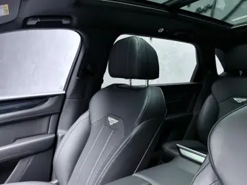 BENTLEY Bentayga V8 EWB BLACKLINE PANO NAIM 22  FULL PPF