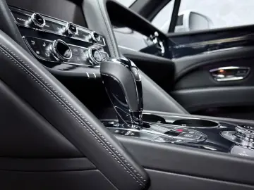 BENTLEY Bentayga V8 EWB BLACKLINE PANO NAIM 22  FULL PPF