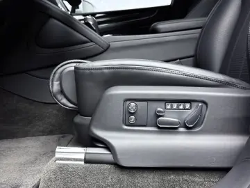 BENTLEY Bentayga V8 EWB BLACKLINE PANO NAIM 22  FULL PPF