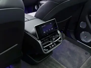 BENTLEY Bentayga V8 EWB BLACKLINE PANO NAIM 22  FULL PPF