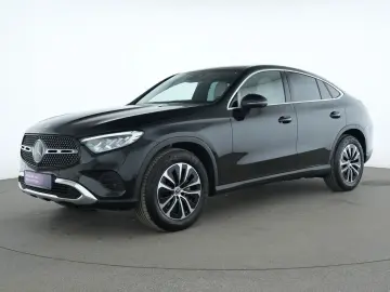 MERCEDES-BENZ GLC 300 d 4Matic Avantgarde LED Kamera…