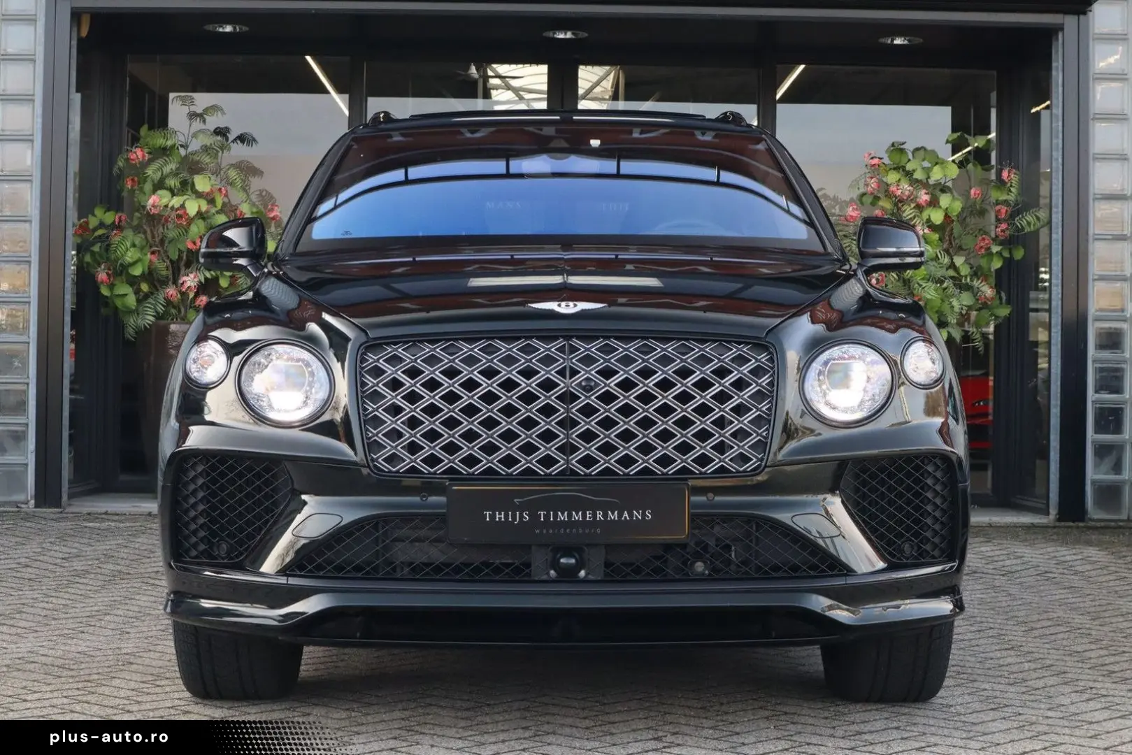 BENTLEY Bentayga 2024 — imagine 2