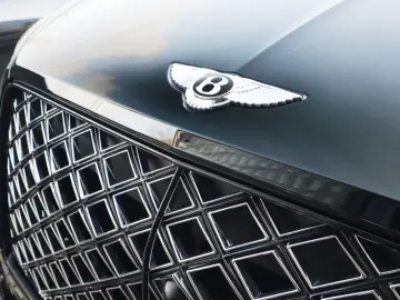 BENTLEY Bentayga S 4.0 V8   Mulliner  Naim Audio  Carbon