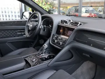 BENTLEY Bentayga S 4.0 V8   Mulliner  Naim Audio  Carbon