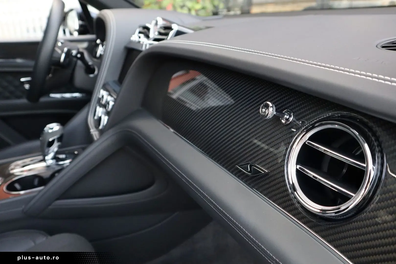 BENTLEY Bentayga 2024 — imagine 14