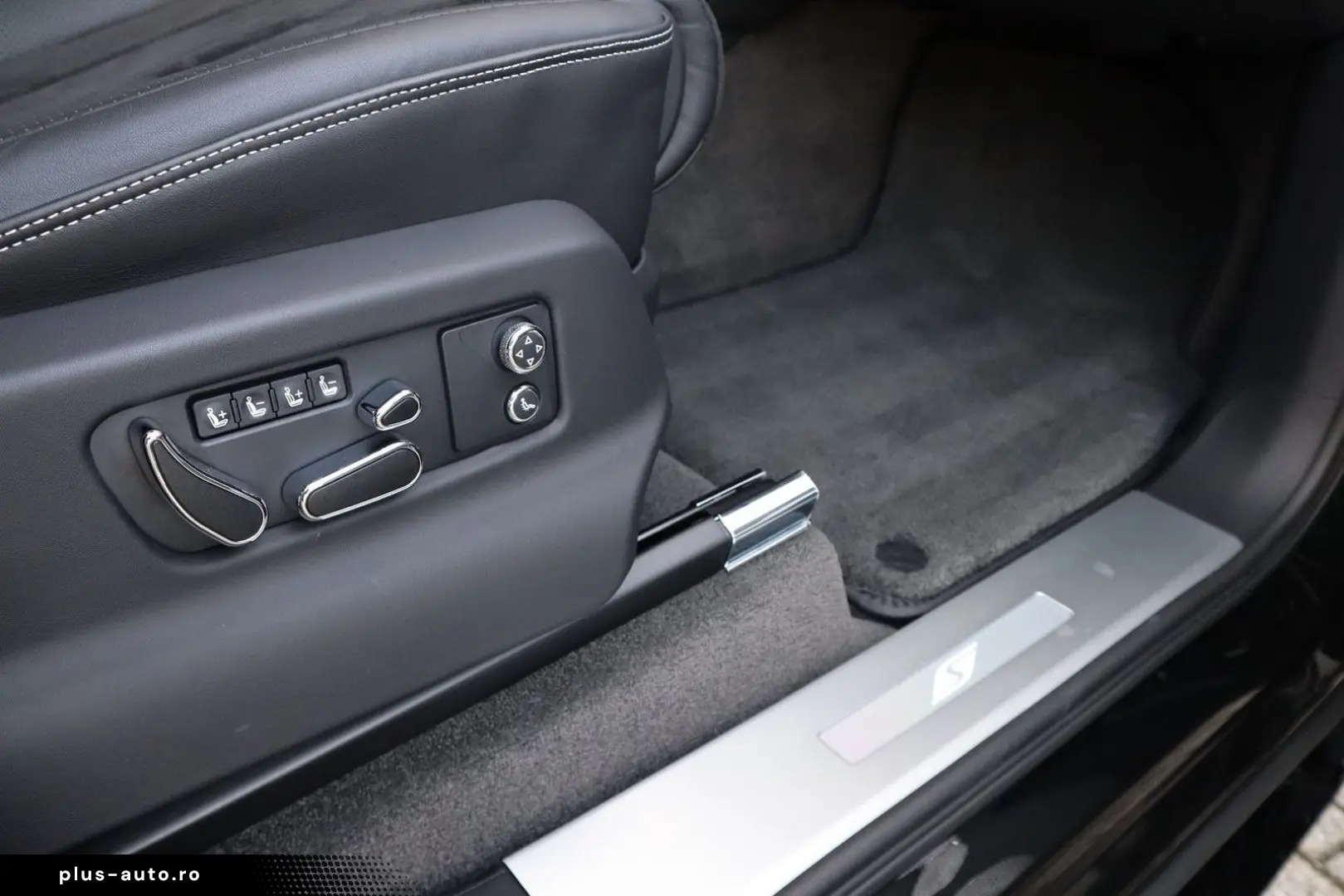 BENTLEY Bentayga 2024 — imagine 15
