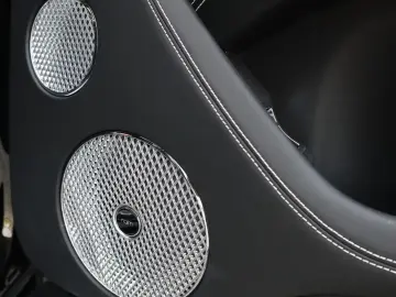 BENTLEY Bentayga S 4.0 V8   Mulliner  Naim Audio  Carbon