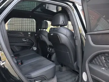 BENTLEY Bentayga S 4.0 V8   Mulliner  Naim Audio  Carbon