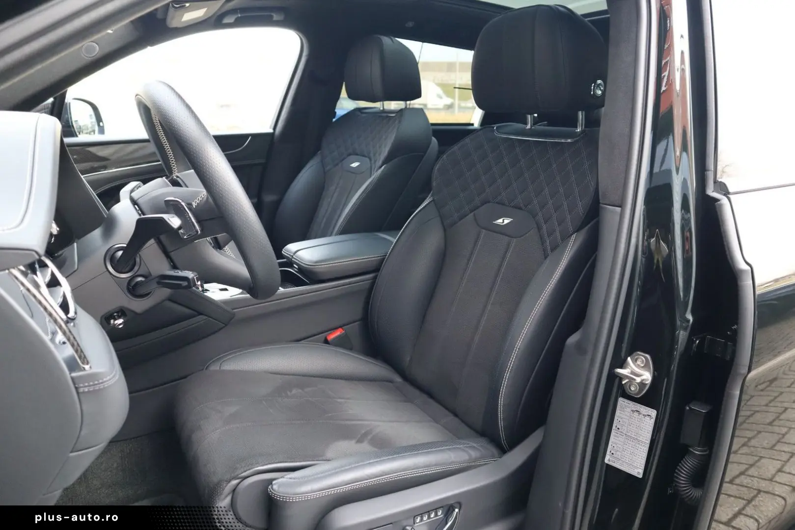 BENTLEY Bentayga 2024 — imagine 23