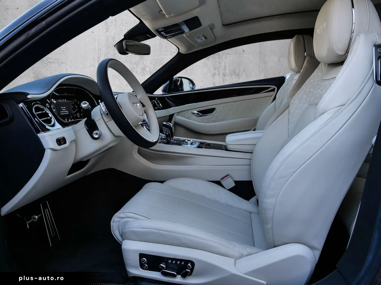 BENTLEY Continental GT 2023 — imagine 8