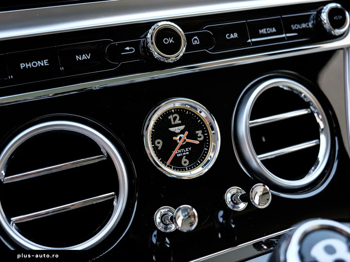BENTLEY Continental GT 2023 — imagine 23