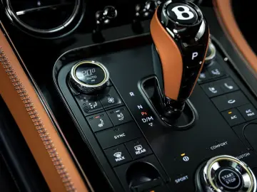 BENTLEY Continental GT Speed V8 Hybrid  Ceramic Rotating