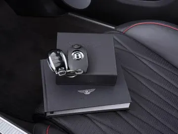 BENTLEY Flying Spur 2.9 V6 Azure   Rotating Display   Bl