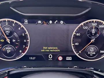 BENTLEY Flying Spur 2.9 V6 Azure   Rotating Display   Bl
