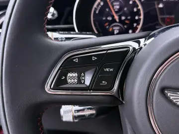 BENTLEY Flying Spur 2.9 V6 Azure   Rotating Display   Bl