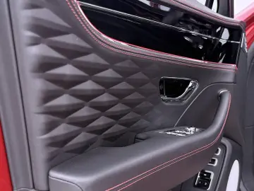 BENTLEY Flying Spur 2.9 V6 Azure   Rotating Display   Bl