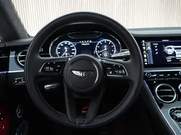 BENTLEY Continental GT 4.0 V8 550pk  Blackline B&O Mulli