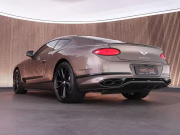 BENTLEY Continental GT 4.0 V8 550pk  Blackline B&O Mulli