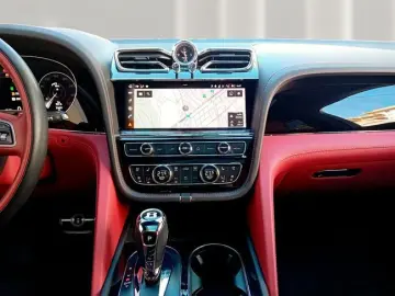 BENTLEY 4WD Hybrid