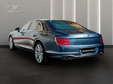BENTLEY Flying Spur Azure V8