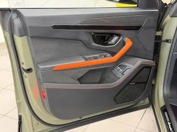 LAMBORGHINI Urus 4.0 V8 PHEV SE  FULLOPTIONS  FULLPPF