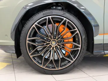 LAMBORGHINI Urus 4.0 V8 PHEV SE  FULLOPTIONS  FULLPPF