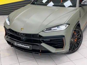 LAMBORGHINI Urus 4.0 V8 PHEV SE  FULLOPTIONS  FULLPPF
