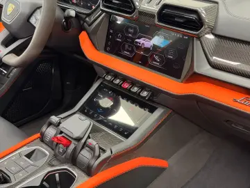 LAMBORGHINI Urus 4.0 V8 PHEV SE  FULLOPTIONS  FULLPPF