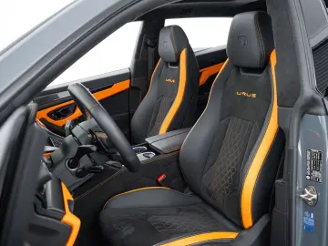 LAMBORGHINI Urus S MY23   Carbon Int   B&O