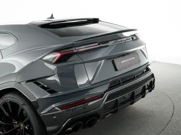 LAMBORGHINI Urus S MY23   Carbon Int   B&O