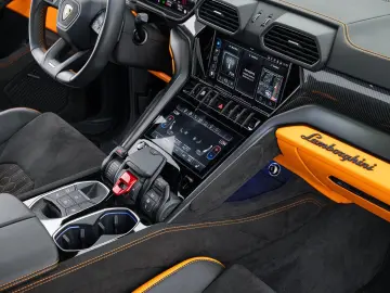 LAMBORGHINI Urus S MY23   Carbon Int   B&O