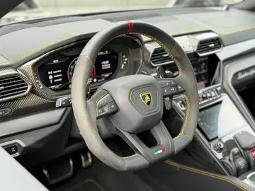LAMBORGHINI Urus 4.0 V8 Performante Pano B&O-adv. NL-Auto Bl