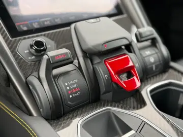LAMBORGHINI Urus 4.0 V8 Performante Pano B&O-adv. NL-Auto Bl