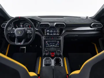 LAMBORGHINI Urus Performante MY24   VAT   Full Carbon