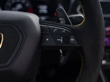 LAMBORGHINI Urus Performante MY24   VAT   Full Carbon