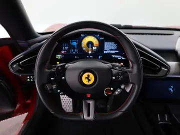 FERRARI 12Cilindri   Rosso Imola   Ferrari Approved