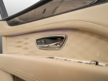 Bentley Bentayga Atelier   MY25