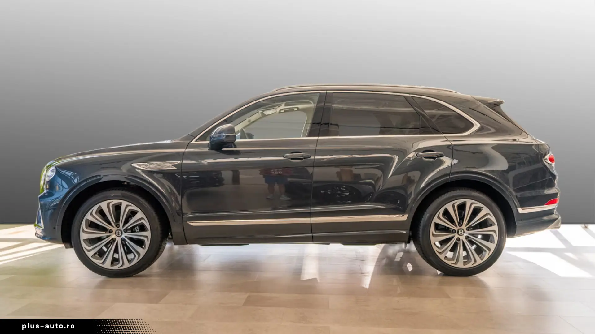 Bentley Bentayga Atelier   MY25