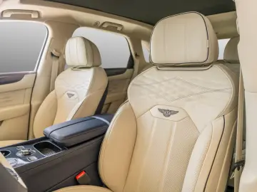 Bentley Bentayga Atelier   MY25