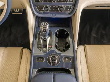 Bentley Bentayga Atelier   MY25