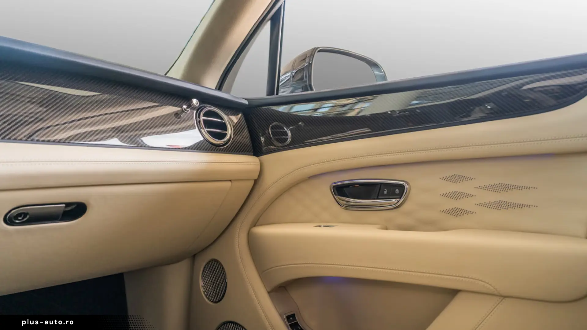 Bentley Bentayga Atelier   MY25